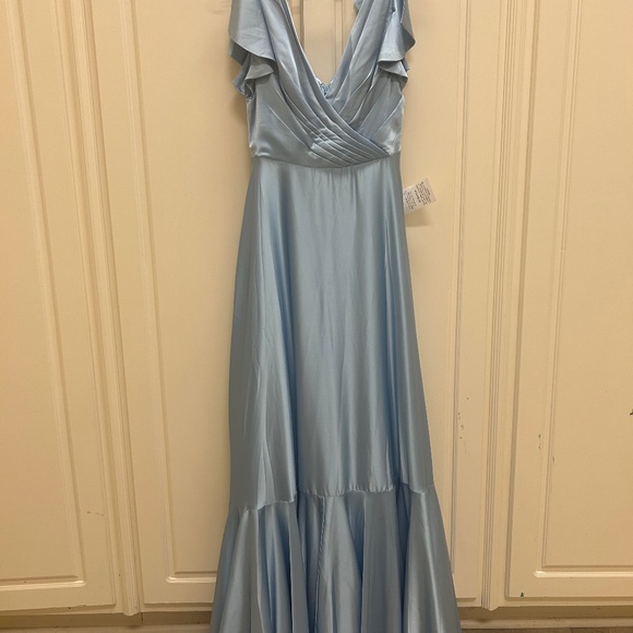 Mac Duggal Dresses & Skirts - Mac Duggal, Size 4, Long, Blue, Satin Dress
